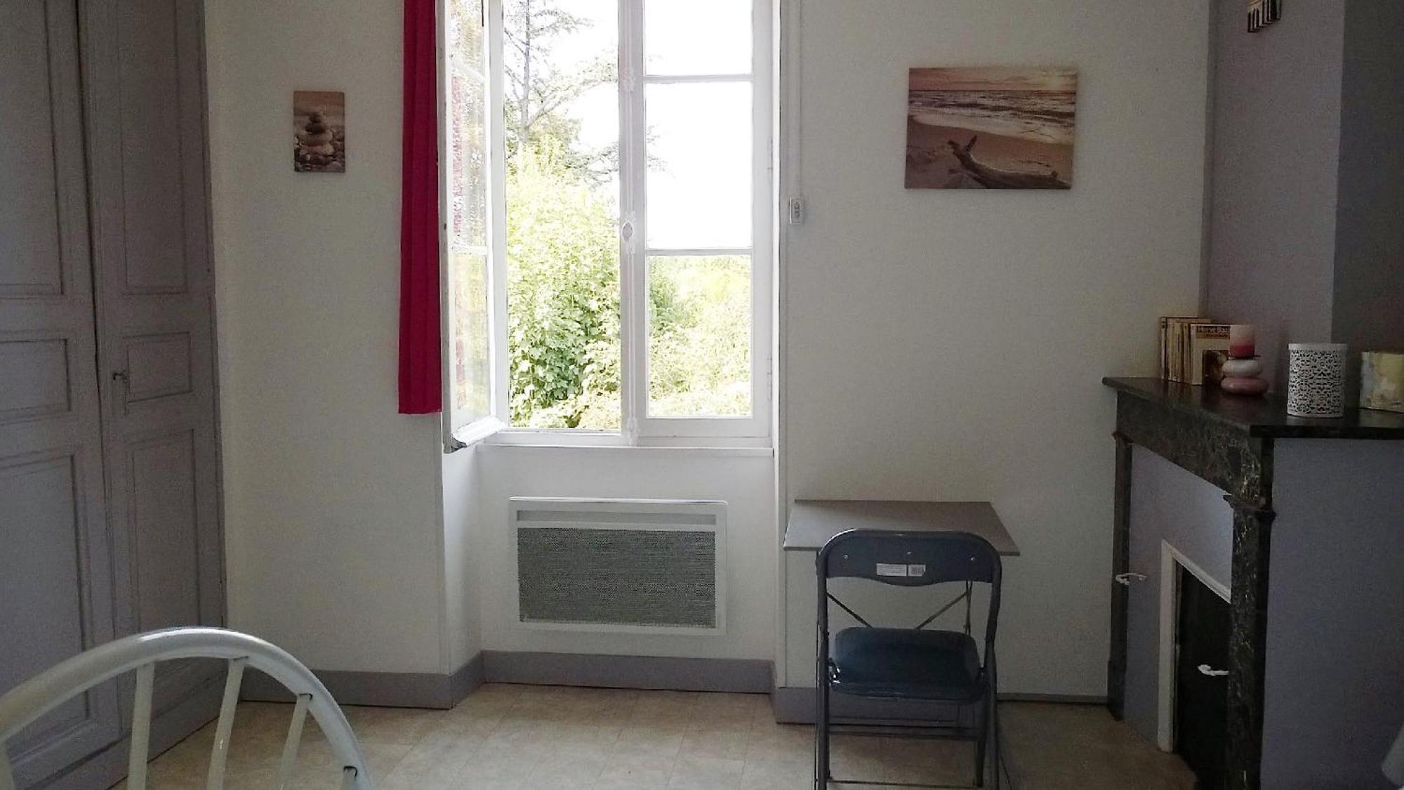 Locations Rives De Seugne - De Gaulle Apartment Jonzac Cameră foto