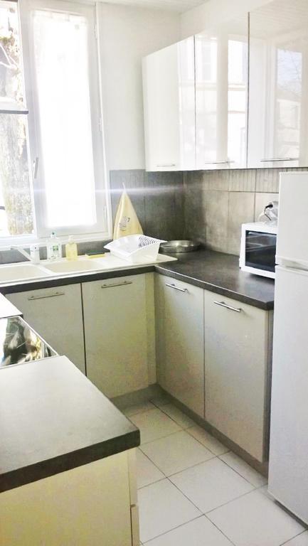 Locations Rives De Seugne - De Gaulle Apartment Jonzac Cameră foto